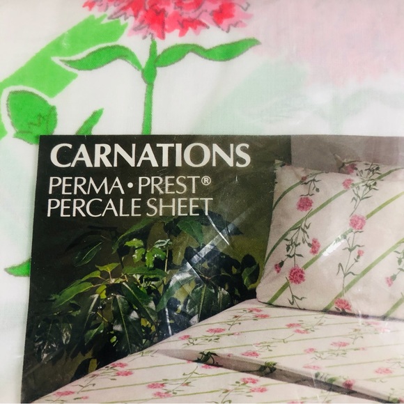 Vintage NWT 80s Sears Carnations Perma Prest Percale Full Size Fitted Sheet - Picture 5 of 6